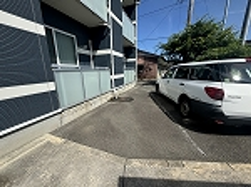 レオネクストＤｉｎａ 駐車場