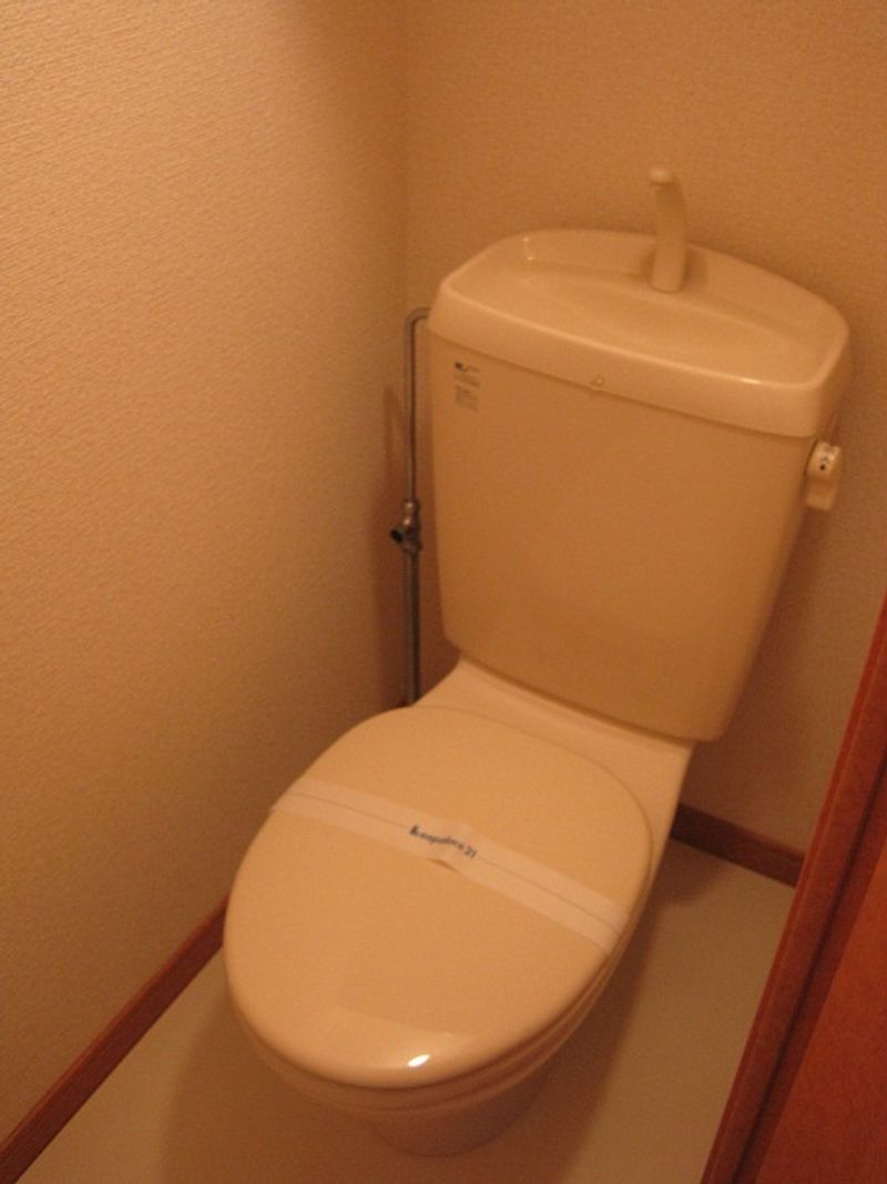 レオパレスひまわり トイレ
