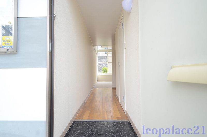 leopalace Asahigaoka 玄关