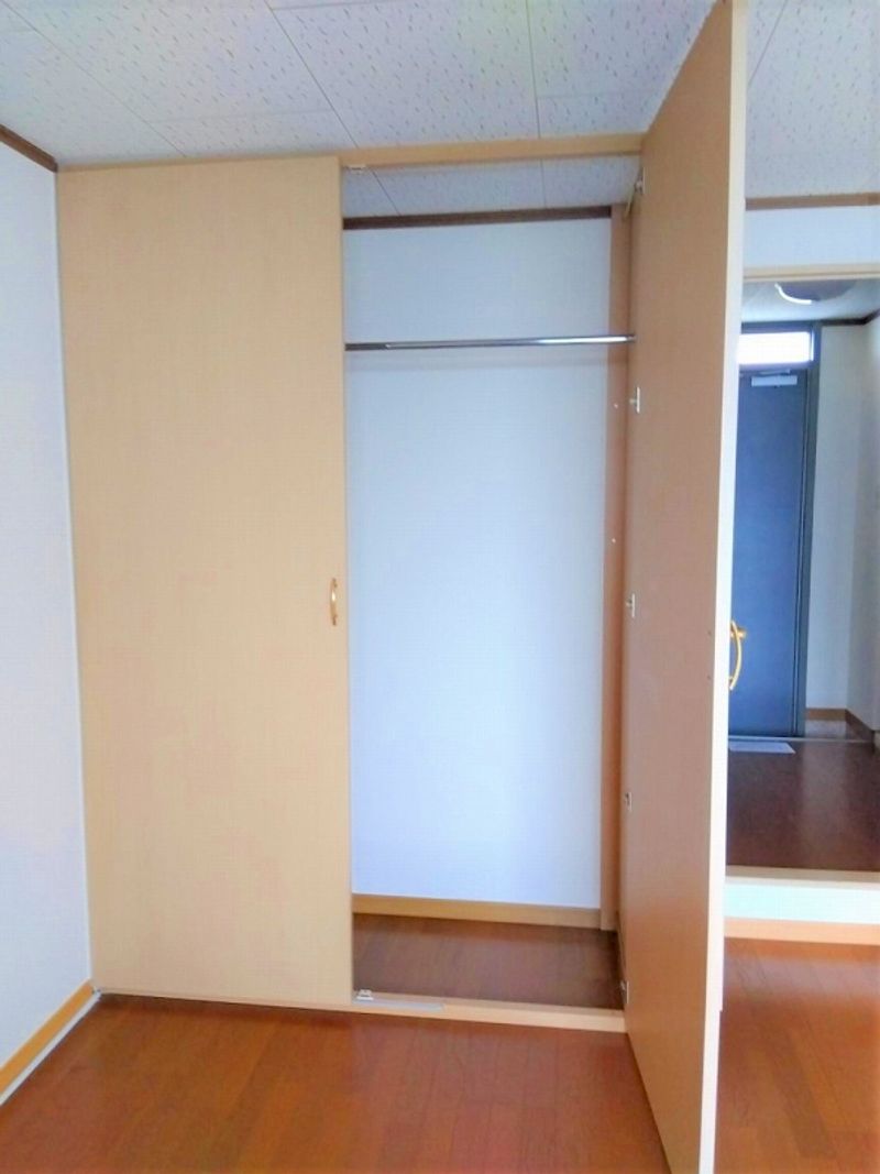 レオパレスシティーＡ 収納