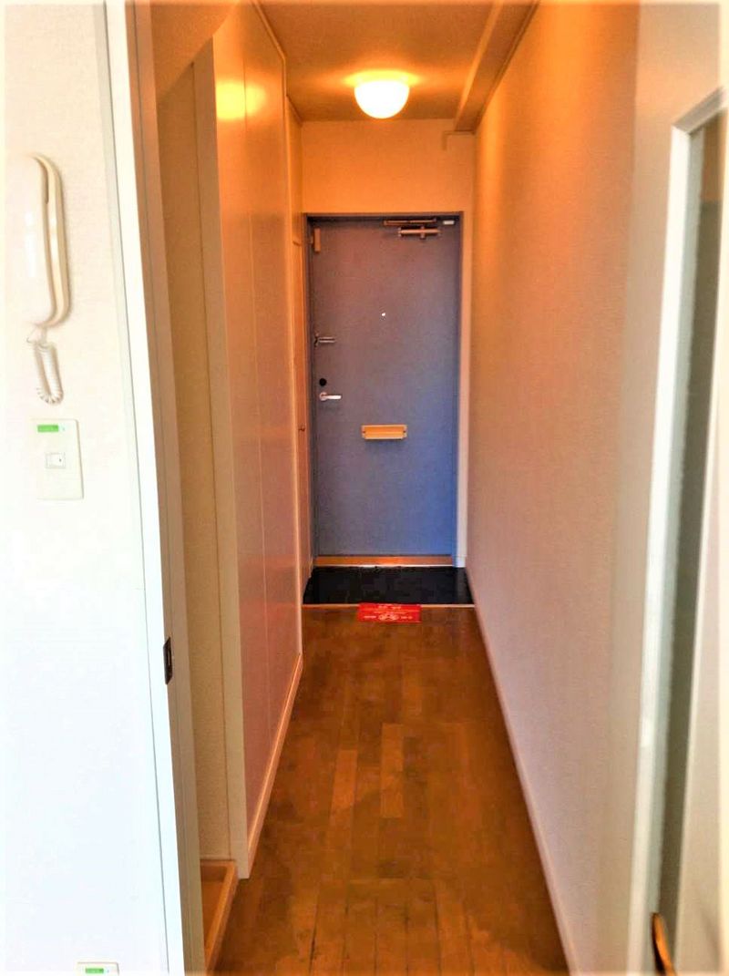 レオパレス光弐番館 玄関