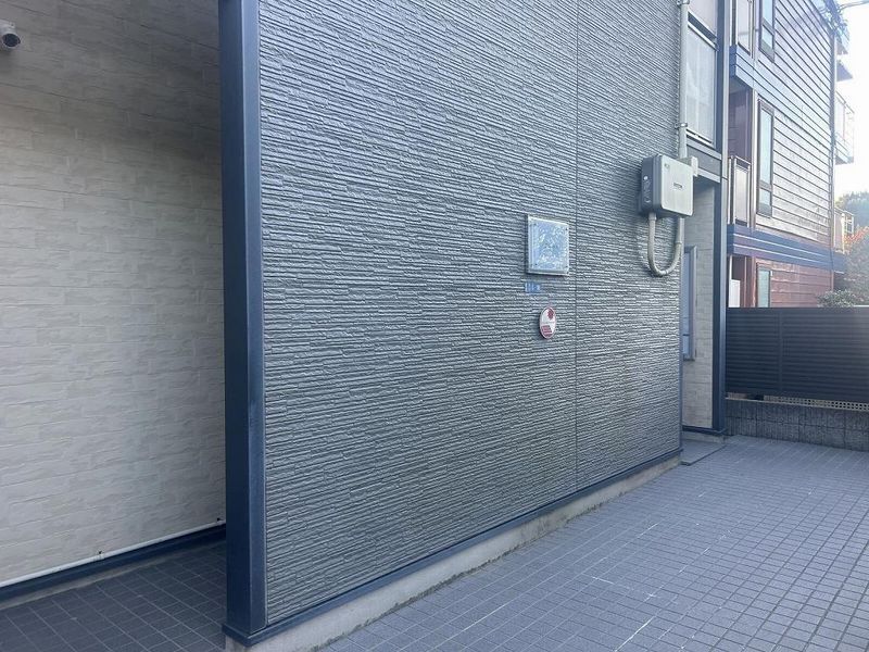 レオパレスグレース エントランス