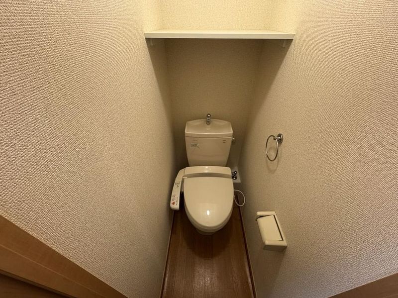 レオパレス虹 トイレ