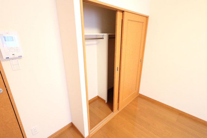 レオパレス平野 収納