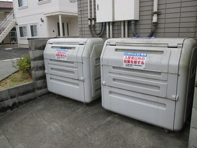 レオパレスサンプラス 共用部分