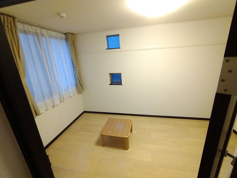 レオネクストＰＩＭＡ 居間
