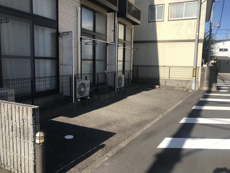 レオパレス高知旭町 駐車場