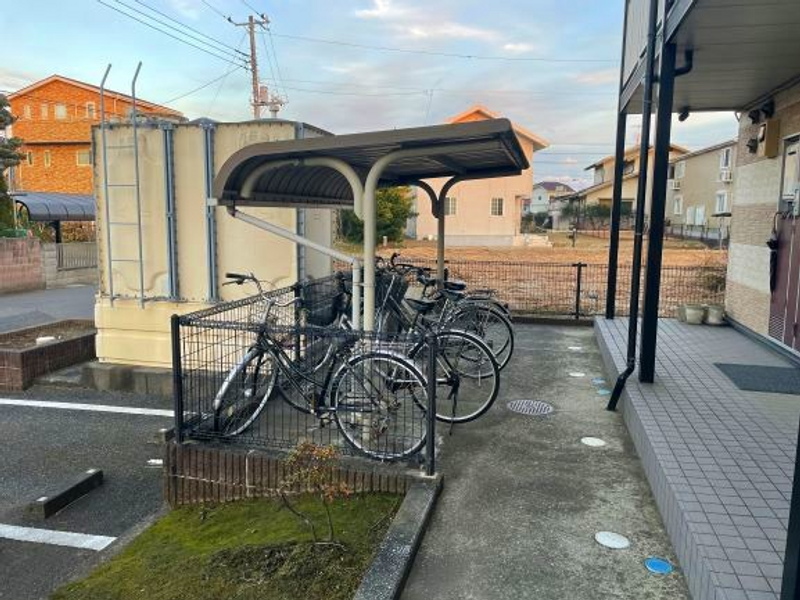 leopalace West Village Shared spaces