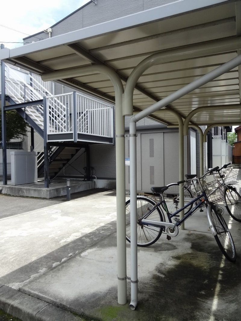 レオパレスパイナス松福 共用部分