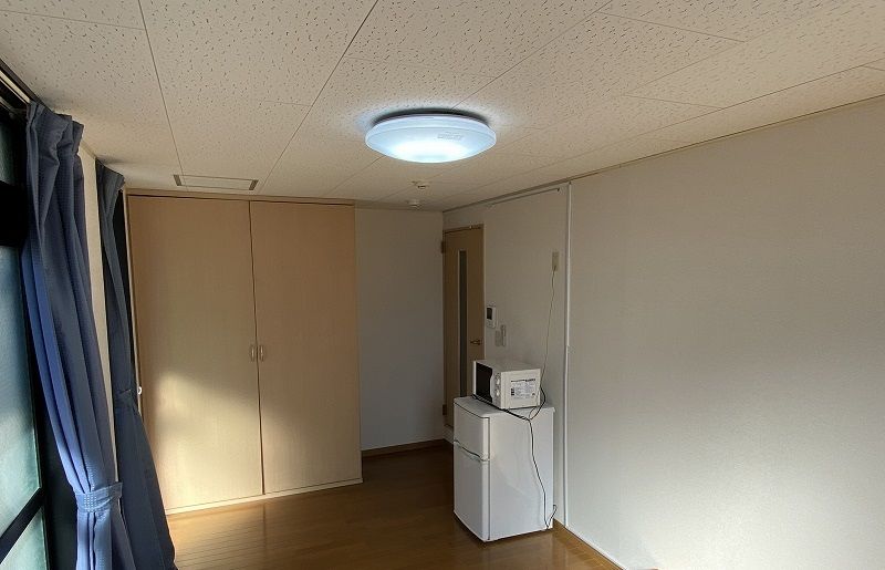 レオパレスＡｍｏｕｒ 寝室