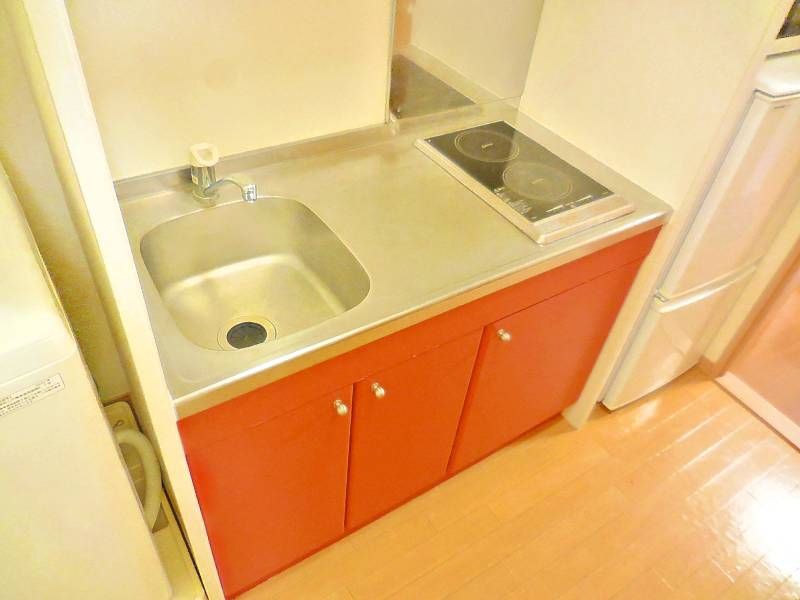 レオパレスカトルセゾン伊奈 キッチン