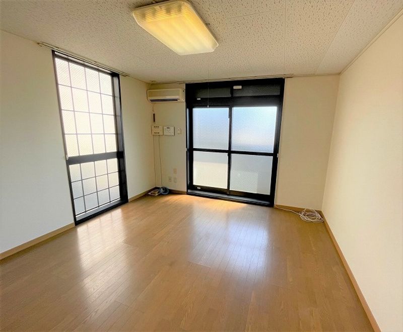 レオパレスル・シエル 居間