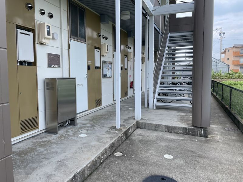 レオパレスルナ 共用部分