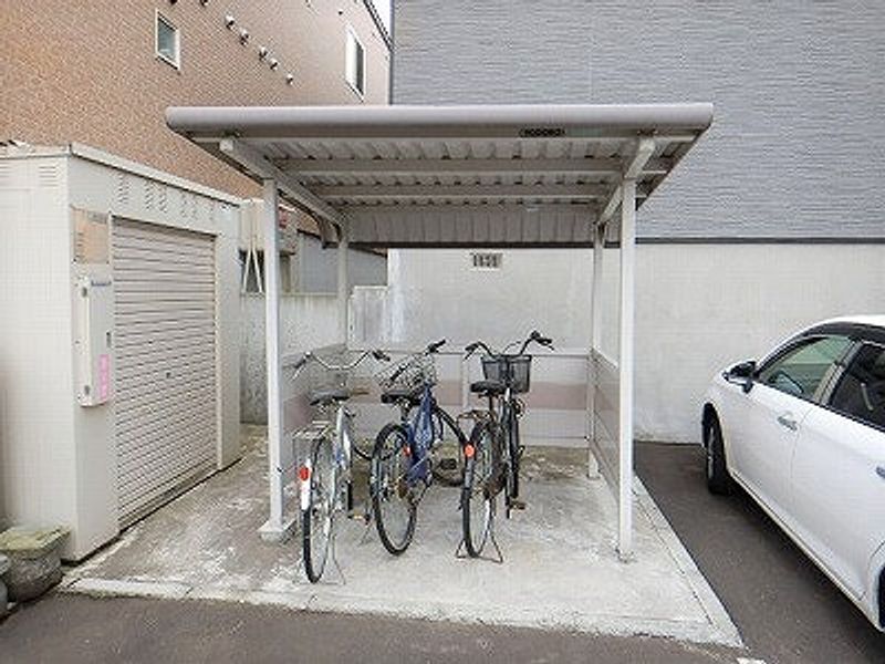 レオパレスグラッツェ 共用部分