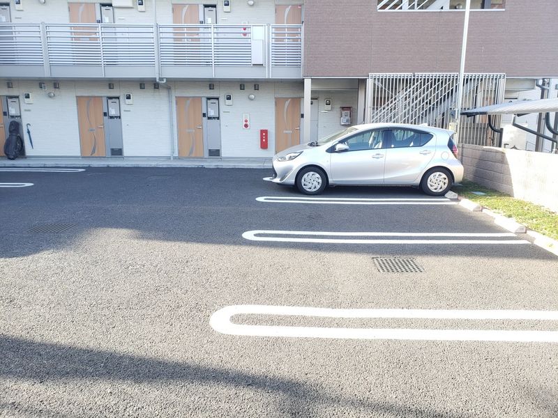クレイノＴｅｒａ 駐車場