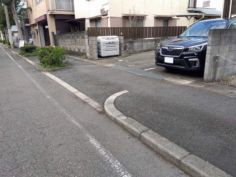レオパレスＹＡＭＡＴＯ 駐車場