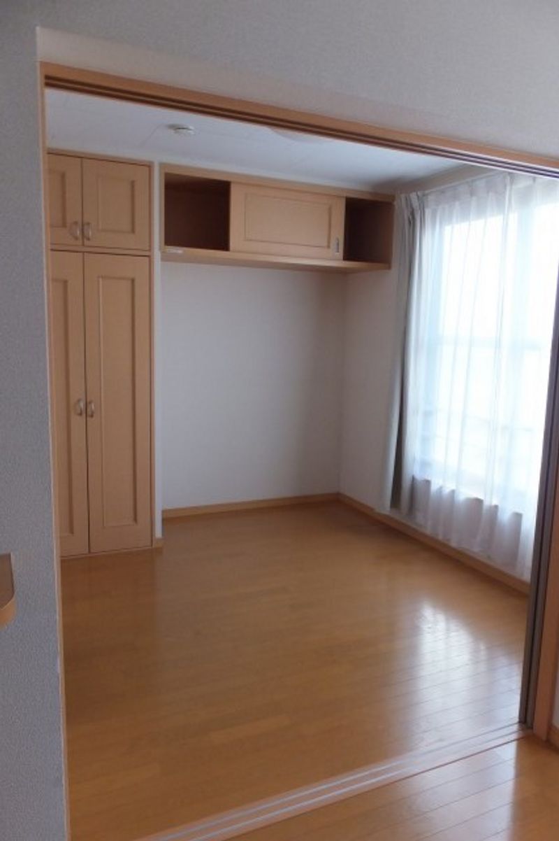 レオパレスシオン　Ｂ 寝室