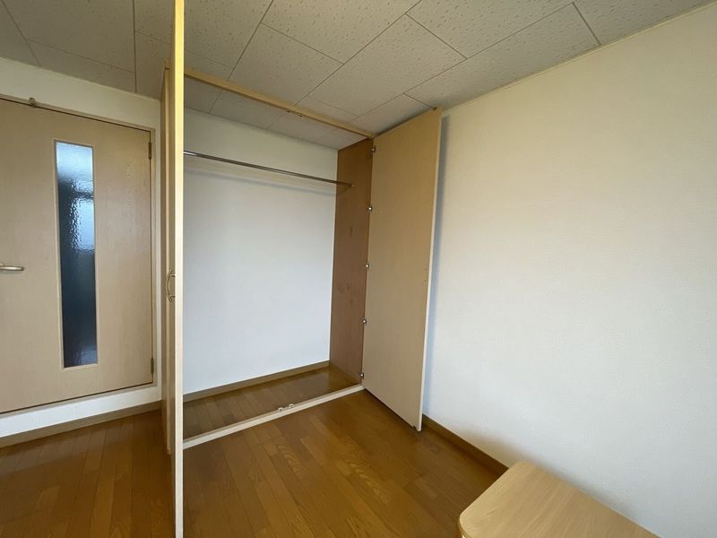 レオパレスバロン 収納