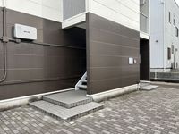 レオパレスエスペランサ エントランス