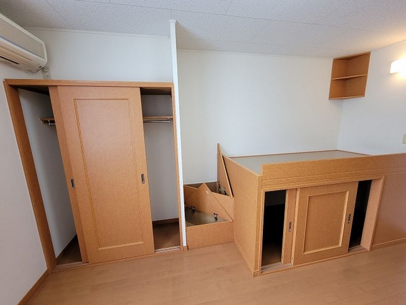 レオパレスラピュタ 収納