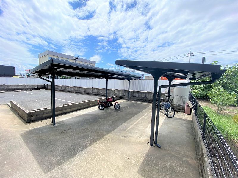 レオパレスラーク 共用部分