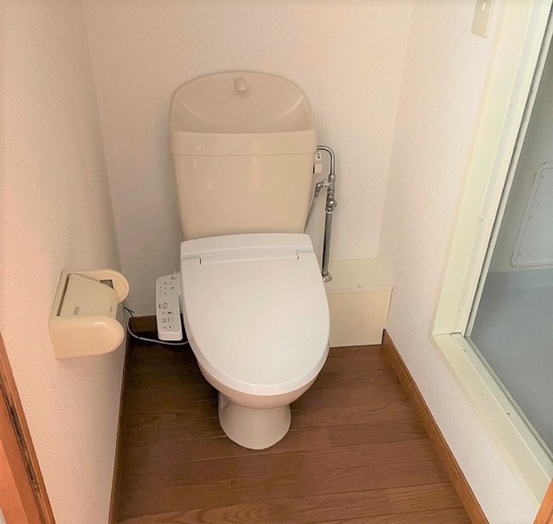 レオパレスフォレスト トイレ