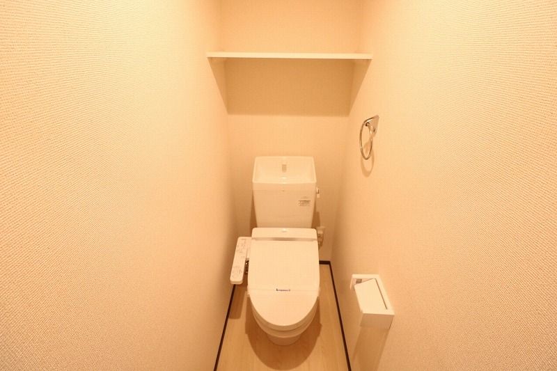 CLEINO IMPUL VIII Toilet