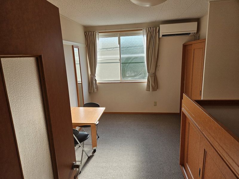 レオパレスエスポワール佐古 居間