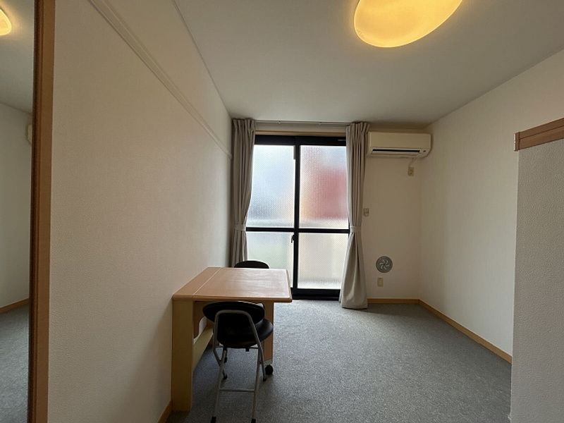 レオパレス田園調布Ｂ 居間