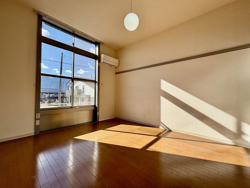 居間