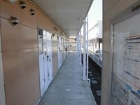 レオパレス中屋敷Ａ エントランス