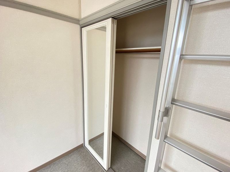 レオパレスねむの木 収納