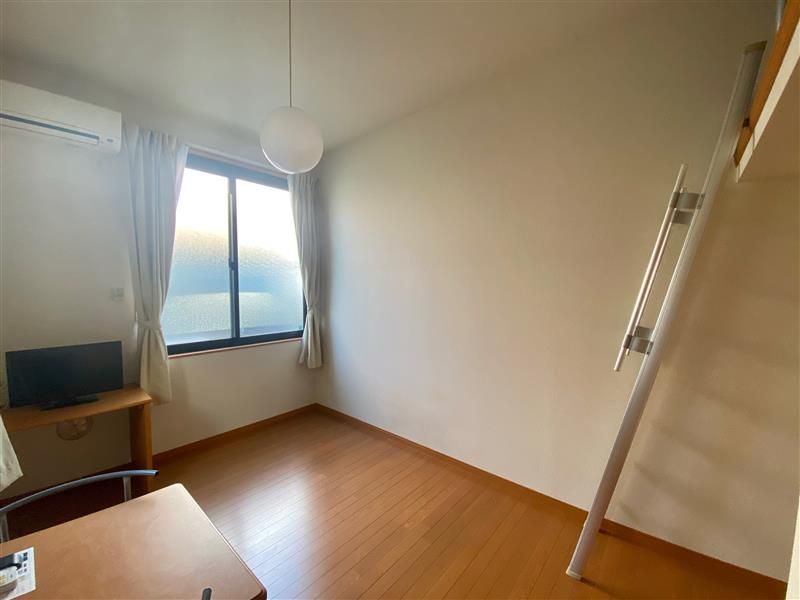 レオパレスリレーション 居間