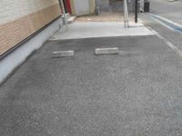レオパレス須磨養老 駐車場