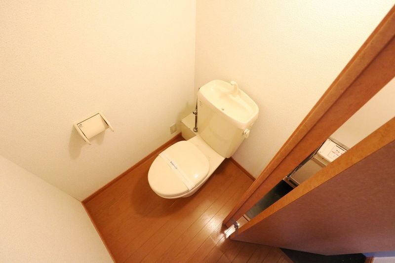 レオパレスサンヴィスタ古沢 トイレ