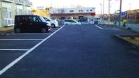 レオパレス郷ケ丘 駐車場