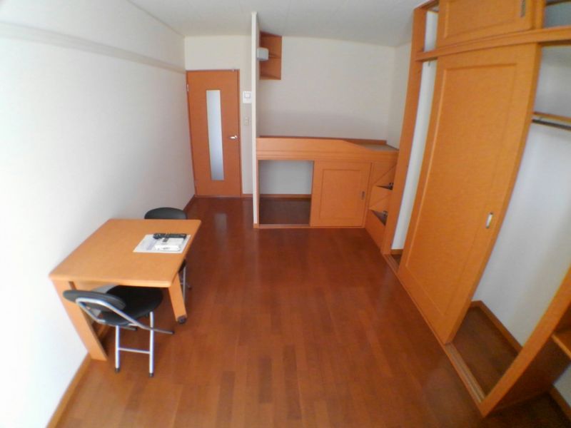 レオパレスＨａｂｉｔａｃｉｏｎ　Ｈａｙａｓｈｉ 寝室