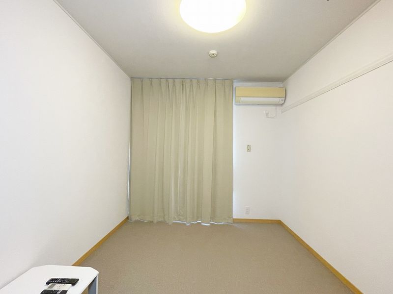 レオパレスシルフィード 居間