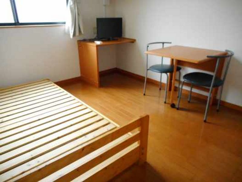 レオパレスプレミール 居間