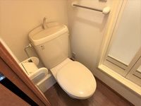 レオパレスかみどう トイレ