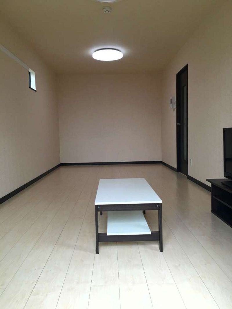 レオネクストＨＯＭＡＲＥ 居間