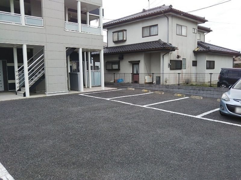 レオネクストエスペランサ 駐車場