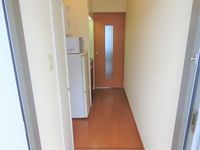 レオパレスグラン花咲 玄関