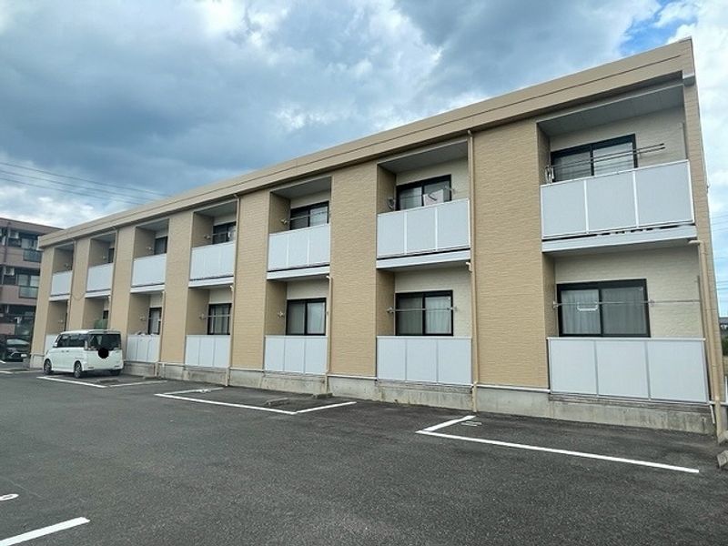 レオパレスＫｓ　コート 駐車場