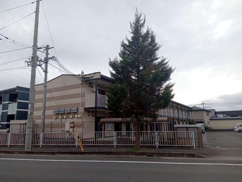 レオパレスアクア 外観