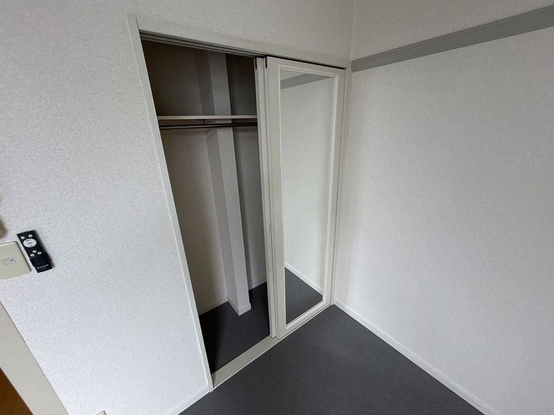 レオパレスシャルマン大塚 収納