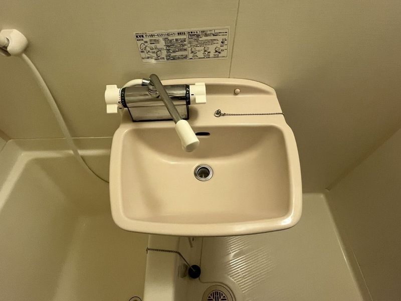 レオパレスタカネ．台 洗面台