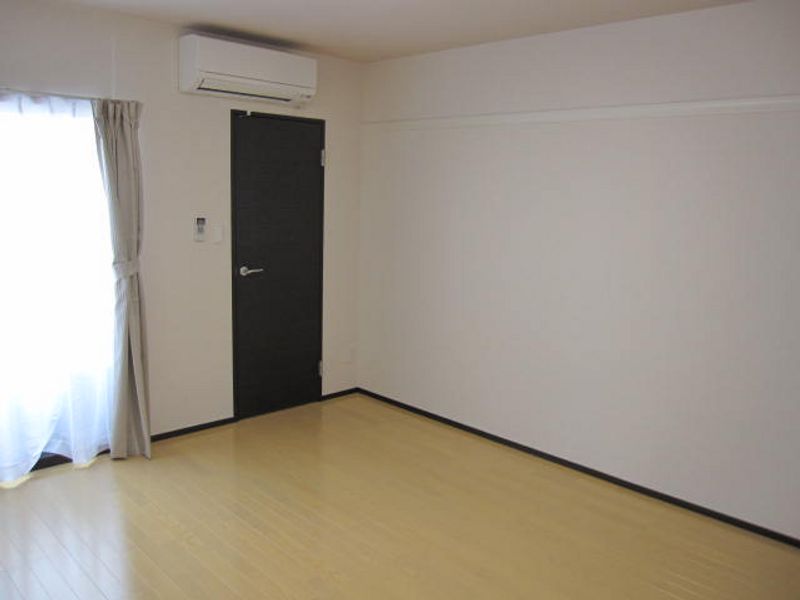 クレイノラリベラ 居間