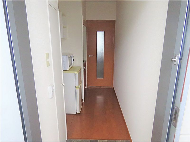 レオパレスエクセレントＳＡＤＡ 玄関