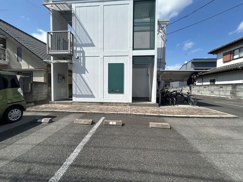 レオパレス東城南 エントランス
